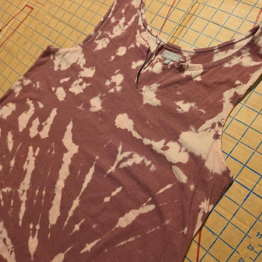 Kickoff shop maroon bleach wash